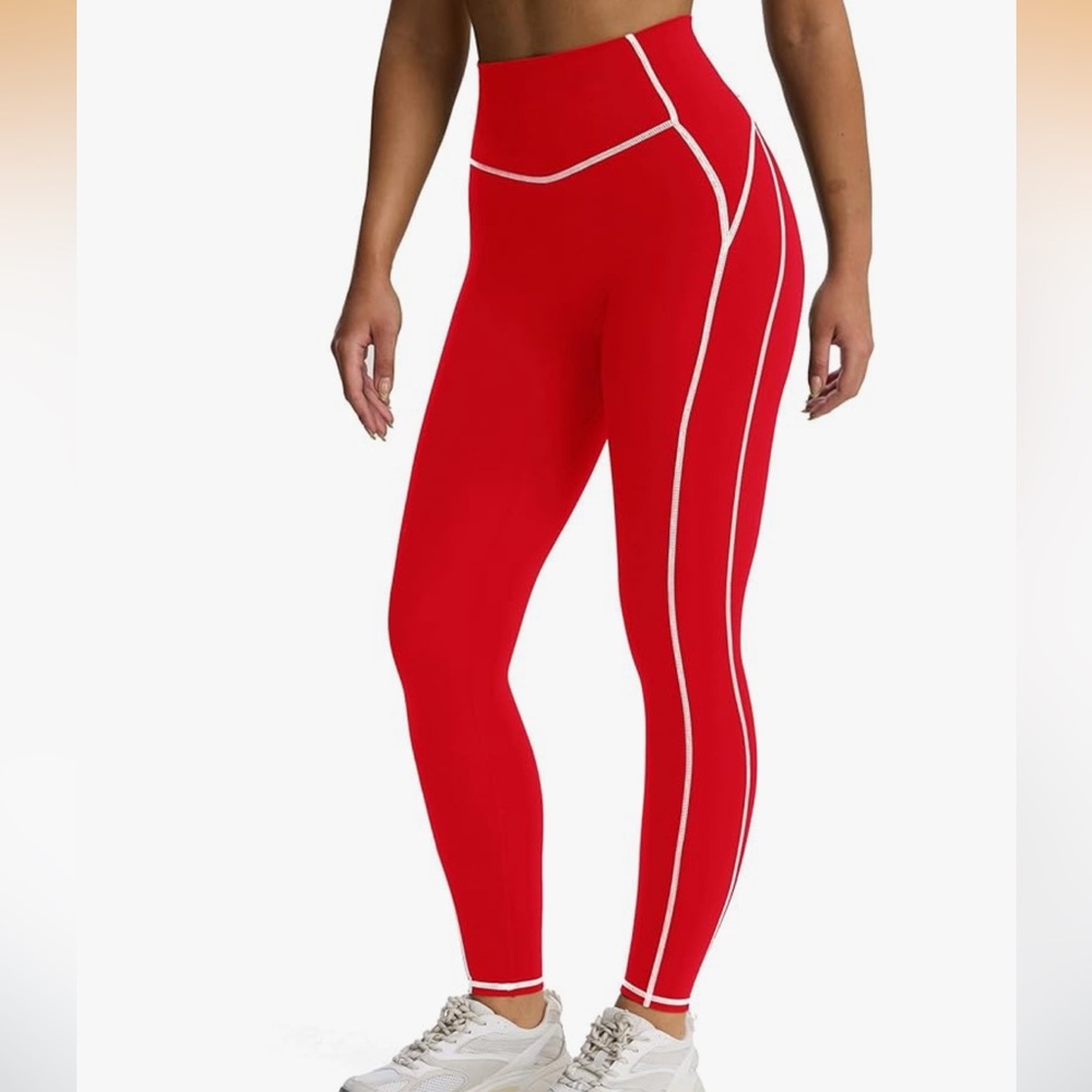 Red & white lined leggings